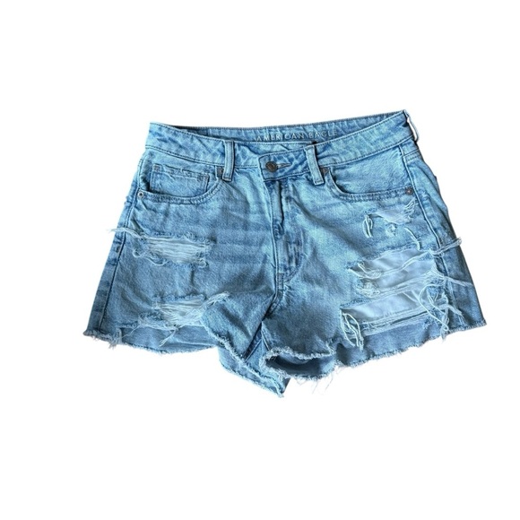 American Eagle Womens Mom Cut Off Jeans Shorts SZ 6 Distressed Denim Stretch - Picture 3 of 8